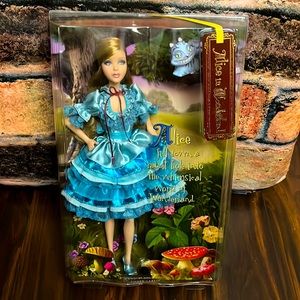 Alice in Wonderland Silver Label Barbie 2007